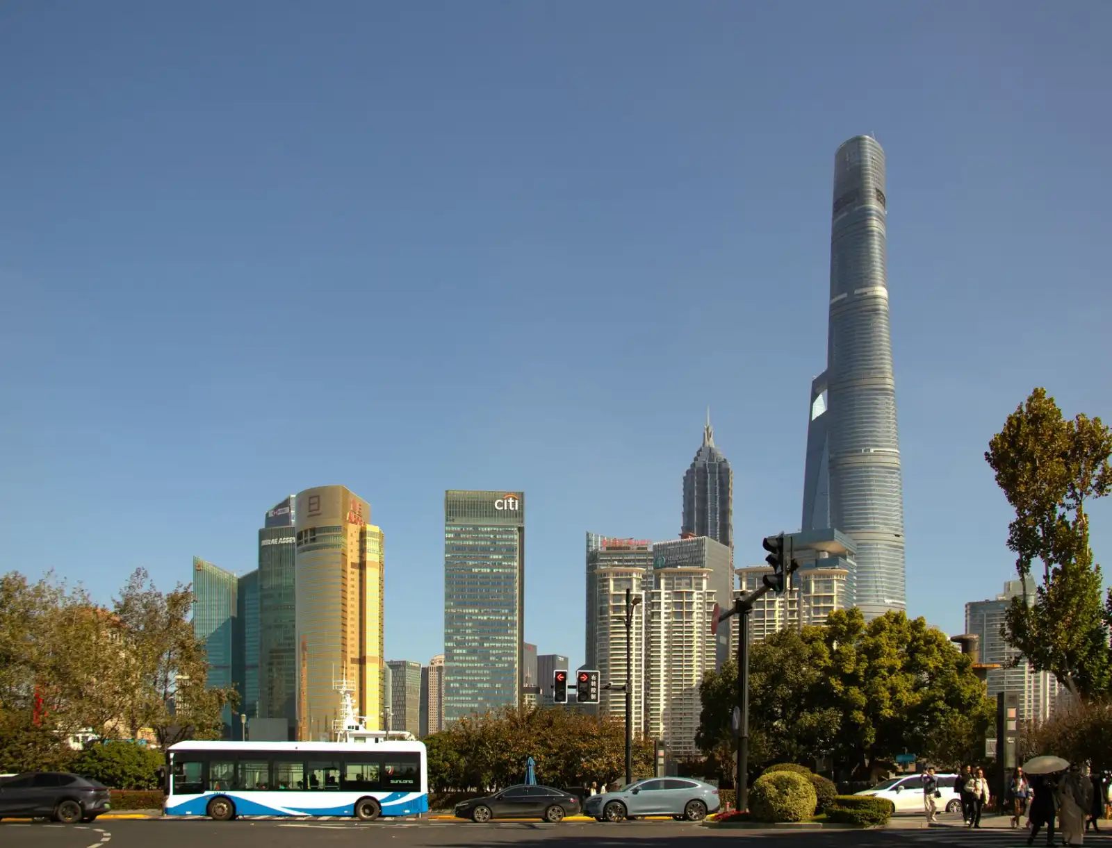 2025年网红美甲配色趋势与重庆市场应用分析