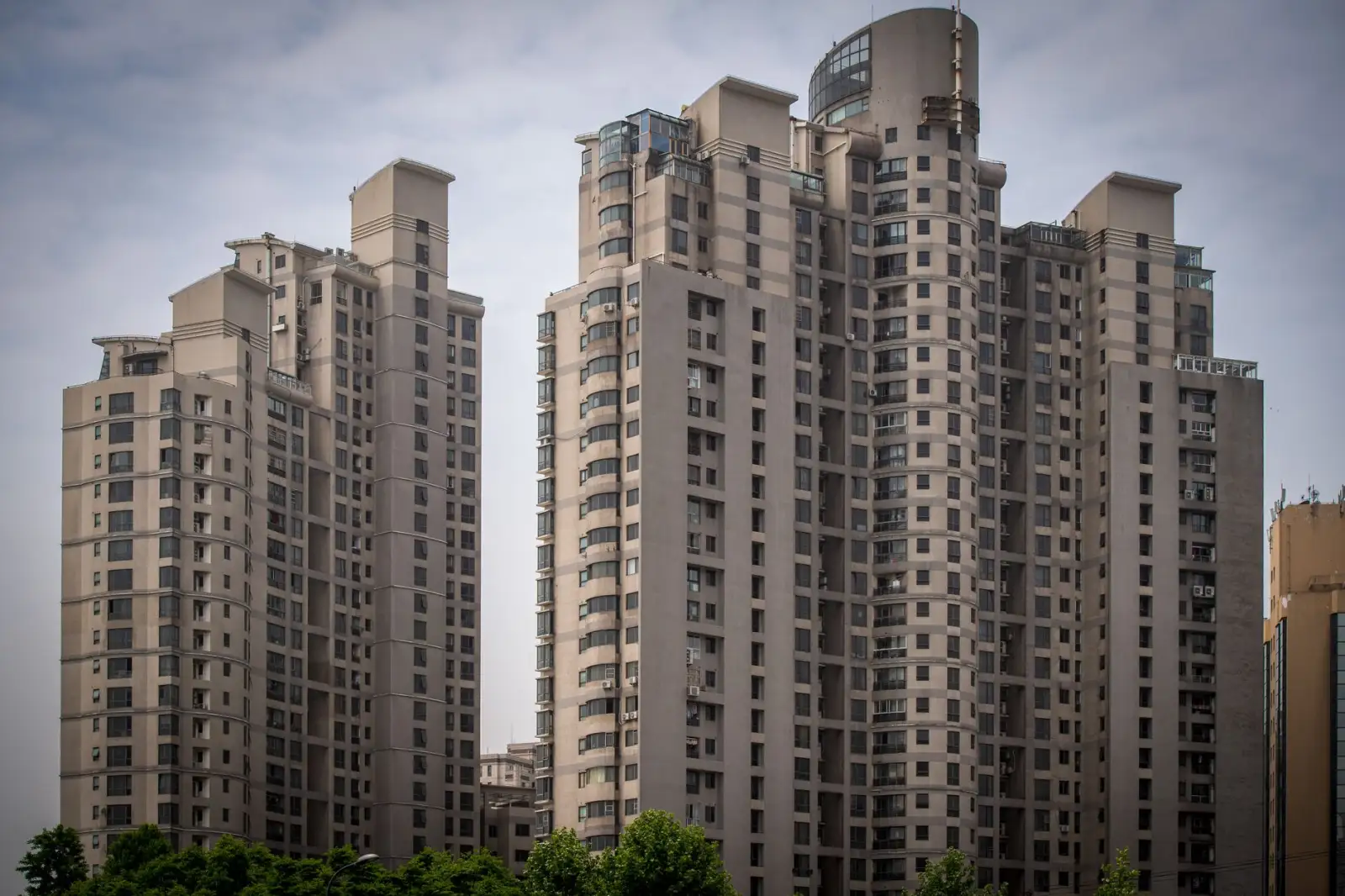 2024年网红美甲私人定制方案：从设计到实现的全流程解析